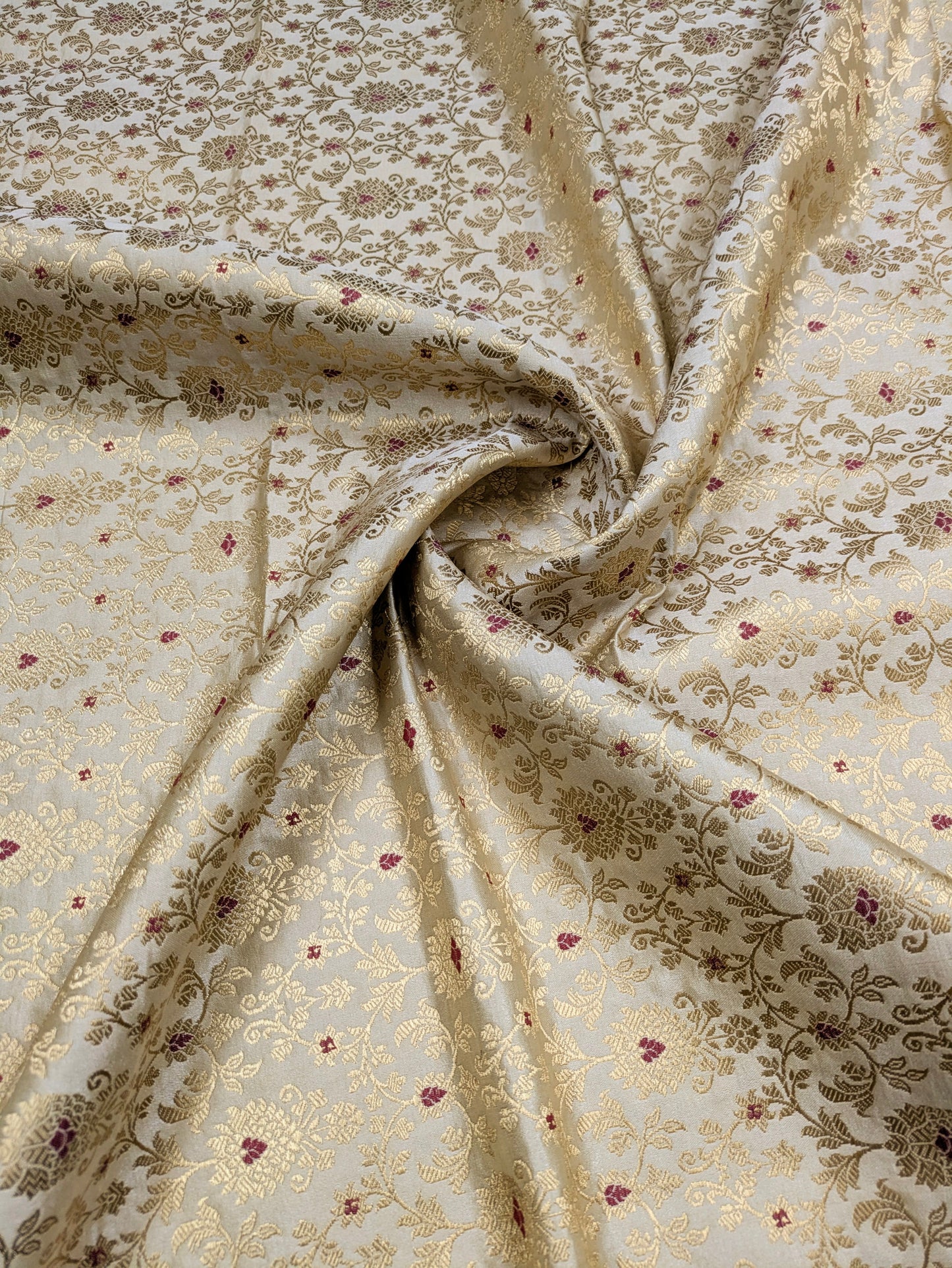 Banarasi Brocade Fabric, Iight Beige and Gold Rayon silk fabric, Floral brocade, Wedding fabric, Lace brocade, Gold brocade, Party fabric - NFAF563
