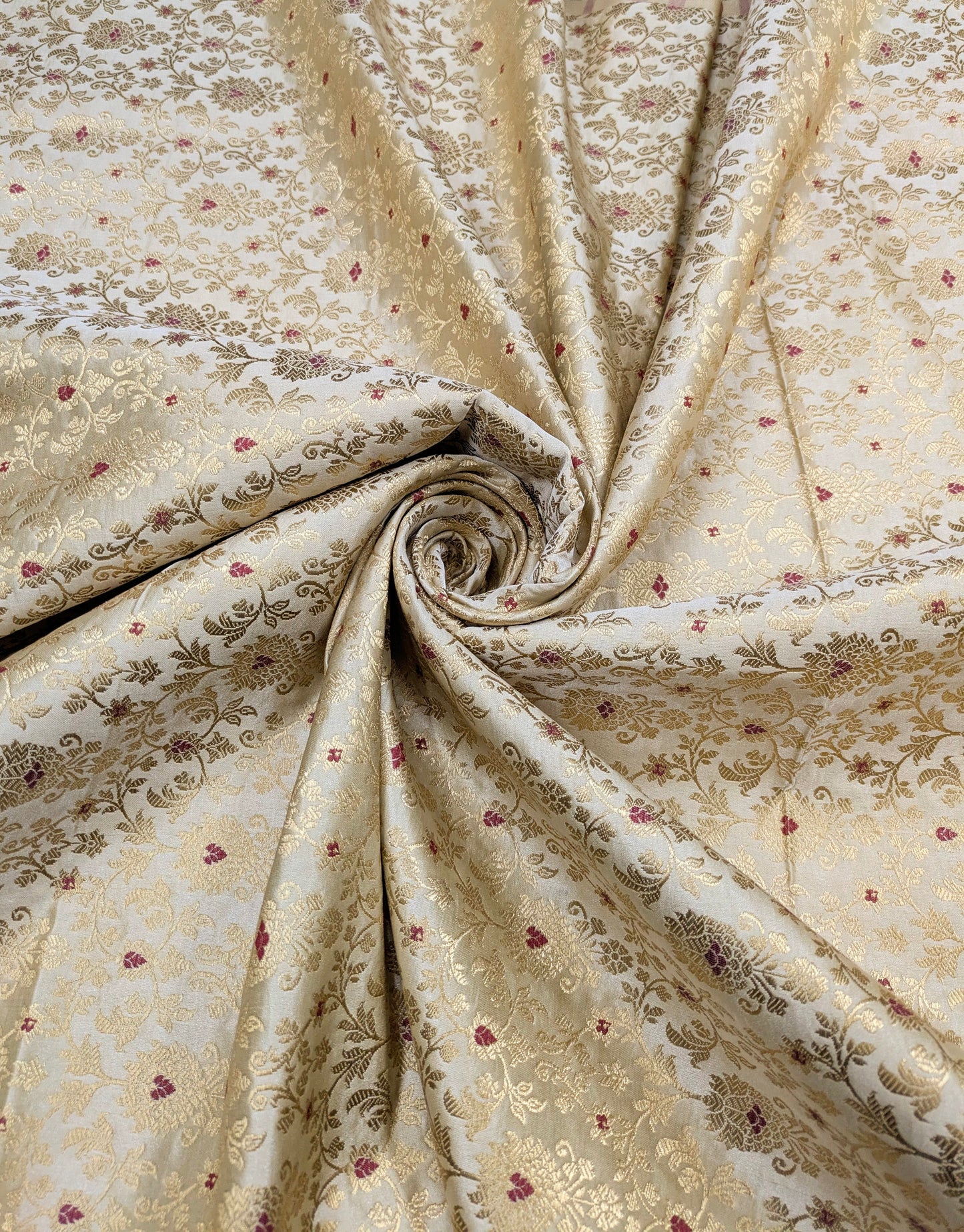 Banarasi Brocade Fabric, Iight Beige and Gold Rayon silk fabric, Floral brocade, Wedding fabric, Lace brocade, Gold brocade, Party fabric - NFAF563