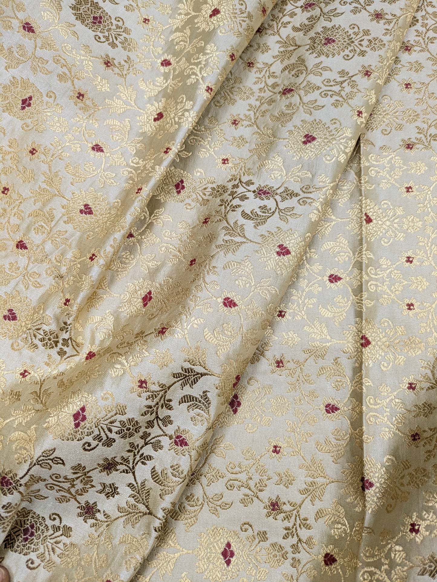 Banarasi Brocade Fabric, Iight Beige and Gold Rayon silk fabric, Floral brocade, Wedding fabric, Lace brocade, Gold brocade, Party fabric - NFAF563