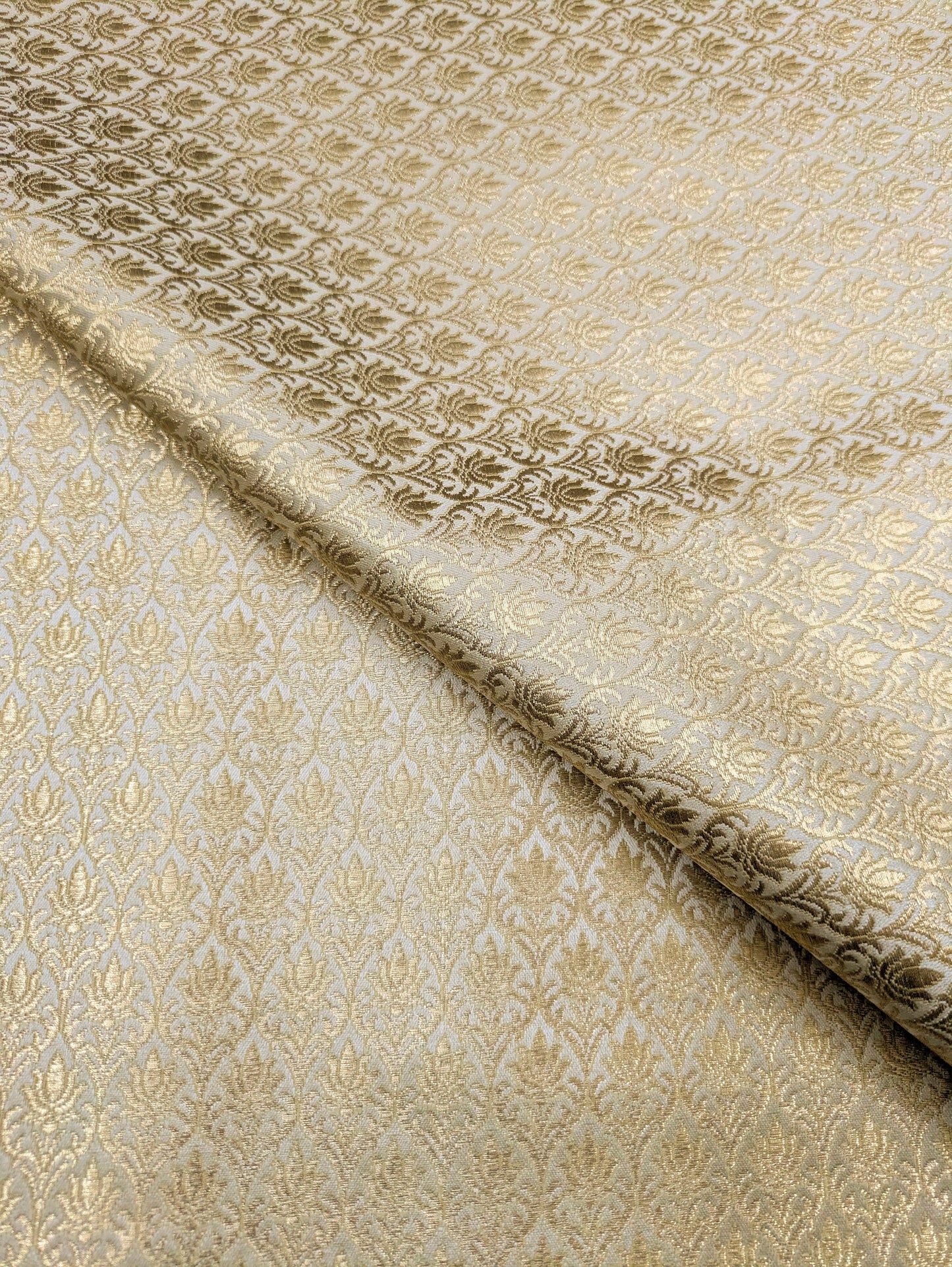 Banarasi Brocade Fabric, light Beige and Gold Rayon silk fabric, Floral brocade, Wedding fabric, Lace brocade, Gold brocade, Party fabric - NFAF564