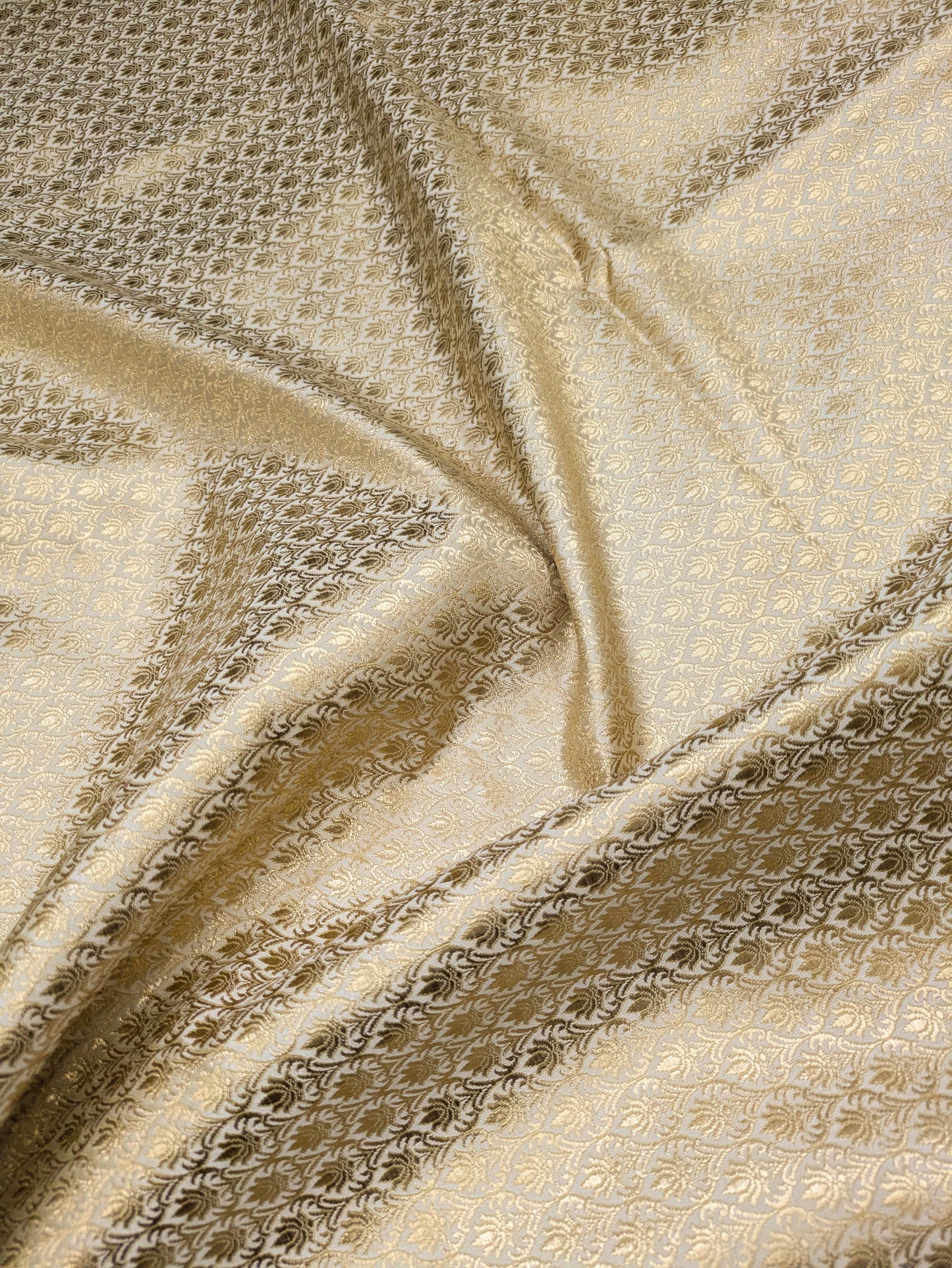 Banarasi Brocade Fabric, light Beige and Gold Rayon silk fabric, Floral brocade, Wedding fabric, Lace brocade, Gold brocade, Party fabric - NFAF564