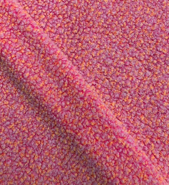 Polyester Plush Fabric, Lightweight Fleece Fabric, Sherpa Fabric, Sweater Sportswear Fabric, Toy Fabric.