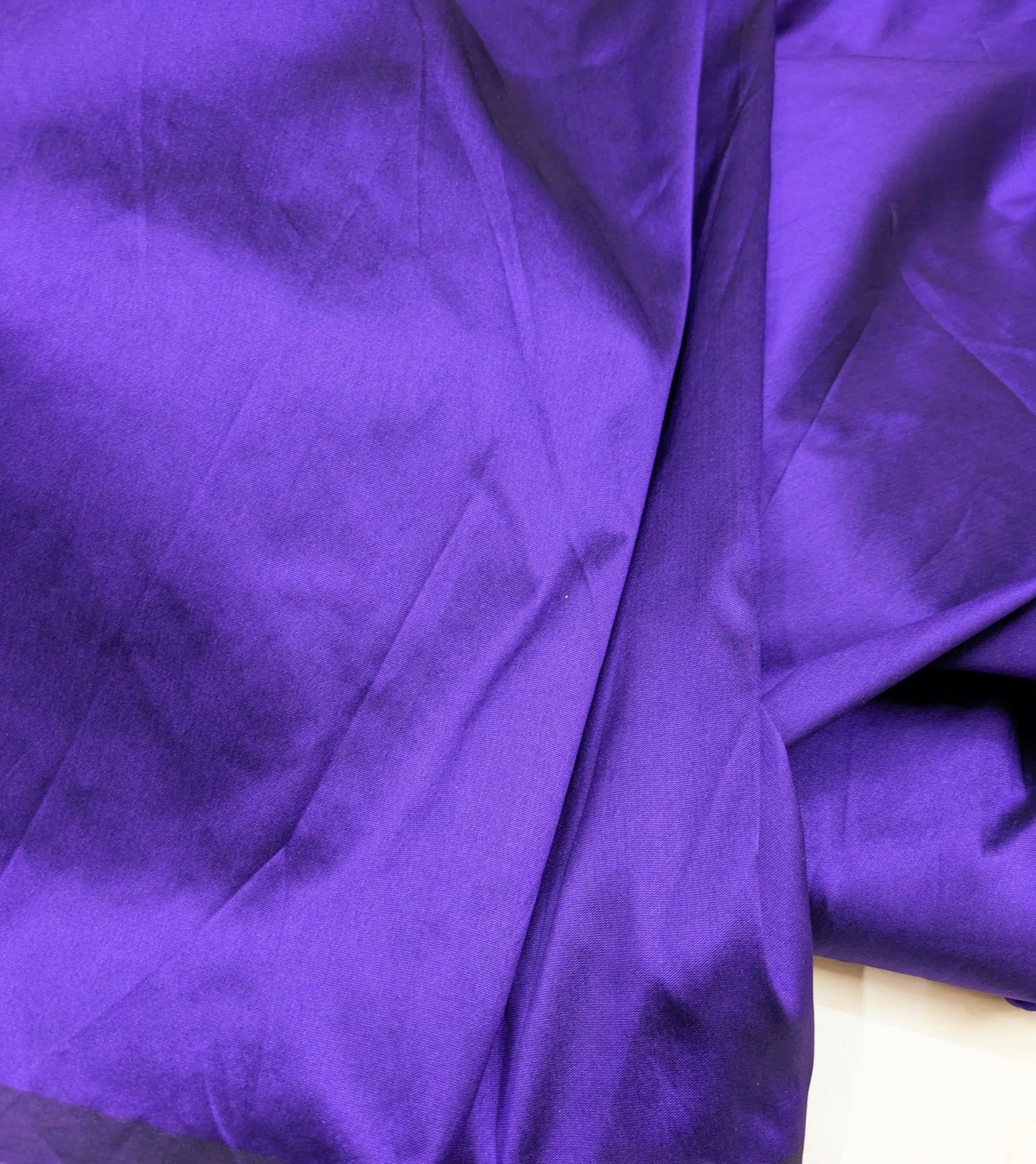 Purpler Taffeta Fabric, Dress, Costume Apparel Fabric, Poly Silk Fabric, Multiple yardage will come in a continuous length - TSF04