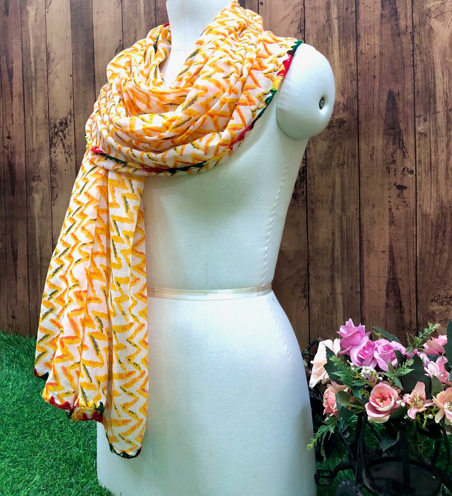 Yellow Jaipuri Print Dupatta ,Indian Cotton Scarf, Drape, Shawl, Veil, Bridesmaids gift, Gift for her, Best gift ideas DP962