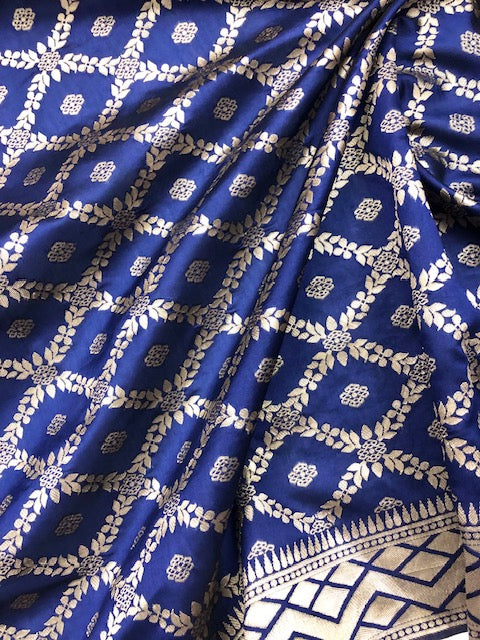 Navy blue and Gold Indian Handloom Scarf, Brocade Dupatta for Women, Shawl, Stole, Bridal fabric, Bridemaid gifts, Veil, DP981