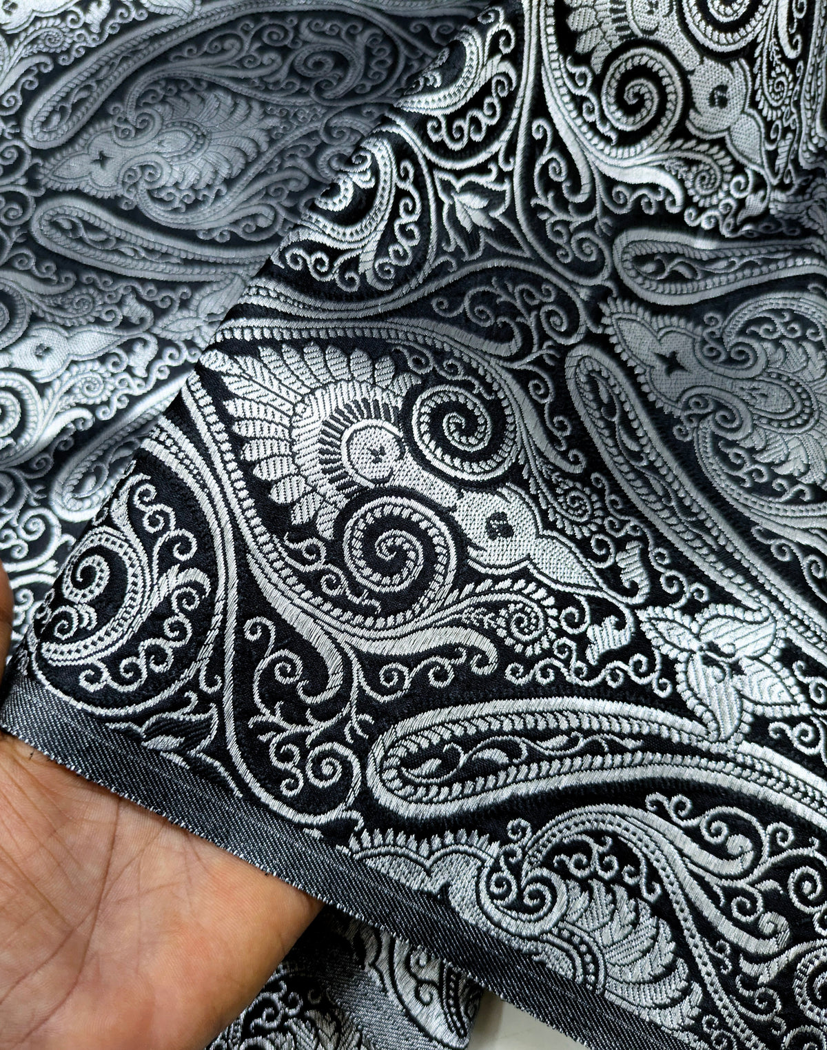 Indian Brocade Fabric Black Silver Jacquard fabric Luxury Apparel Fabric Wedding Dress fabric Craft Fabric by the yard/meter - NFAF103