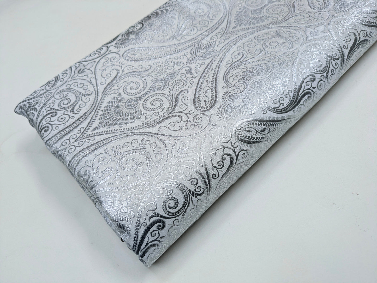 Brocade fabric White Silver brocade Jacquard Damask fabric Bridal Dress Fabric Theatre costume Indian Brocade Fabric by the yard - NFAF11