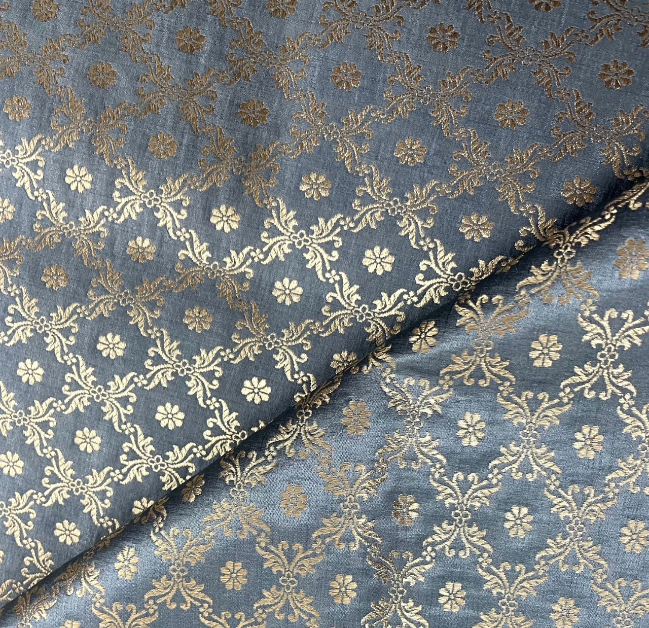 Gray and Gold Jacquard Brocade fabric, Wedding dress, Rayon silk brocade, Historical fabric, Brocart tissu, Theatre costume - NFAF120
