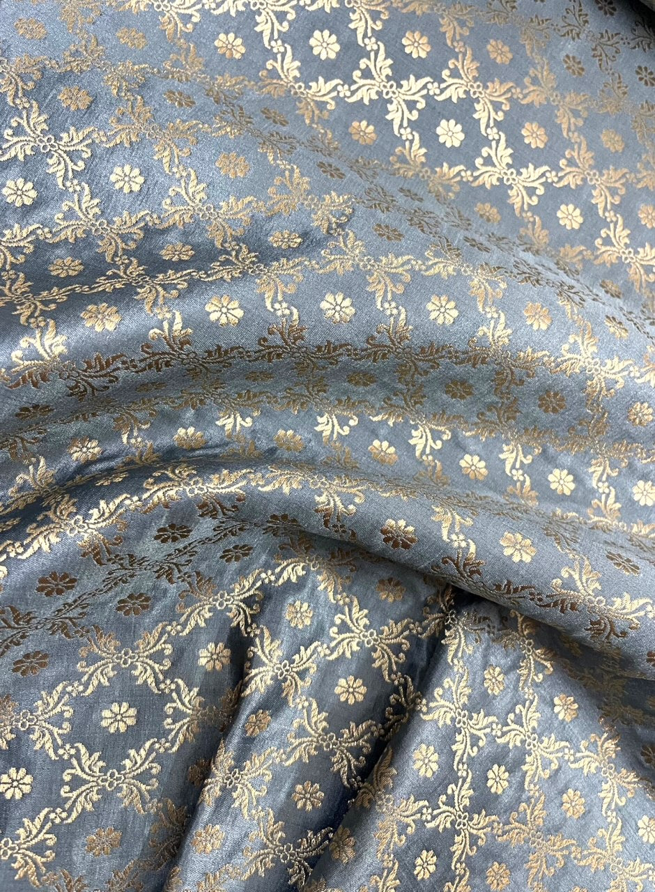 Gray and Gold Jacquard Brocade fabric, Wedding dress, Rayon silk brocade, Historical fabric, Brocart tissu, Theatre costume - NFAF120