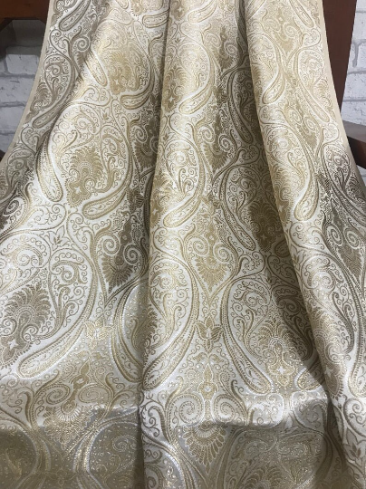 Indian Banarasi Brocade Fabric in White and Gold color, Multiple lengths will come in the continuous piece - NF140