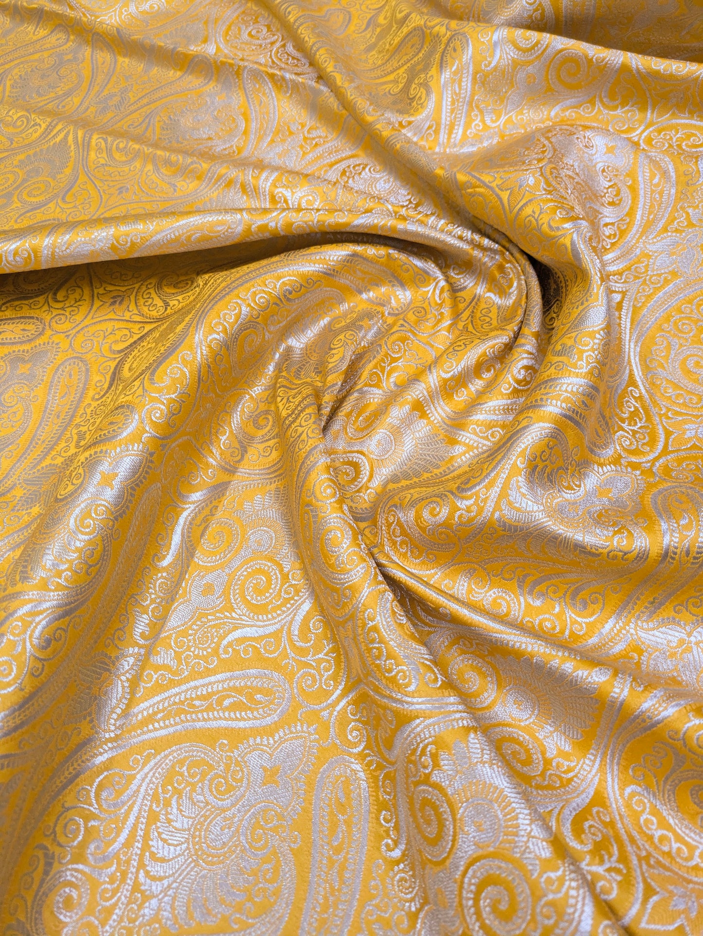 Banarasi Brocade Fabric, Yellow Silver Jacquard fabric, Home décor fabric, Wedding fabric, Historical fabric, Party fabric - NFAF356
