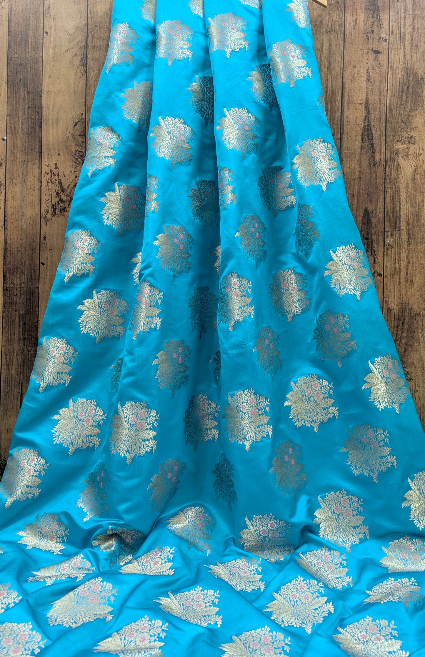 Blue Gold jacquard brocade fabric, Metallic brocade, Satin brocade, Renaissance fabric, Designer fabric, Historical fabric, Floral brocade - NFAF39