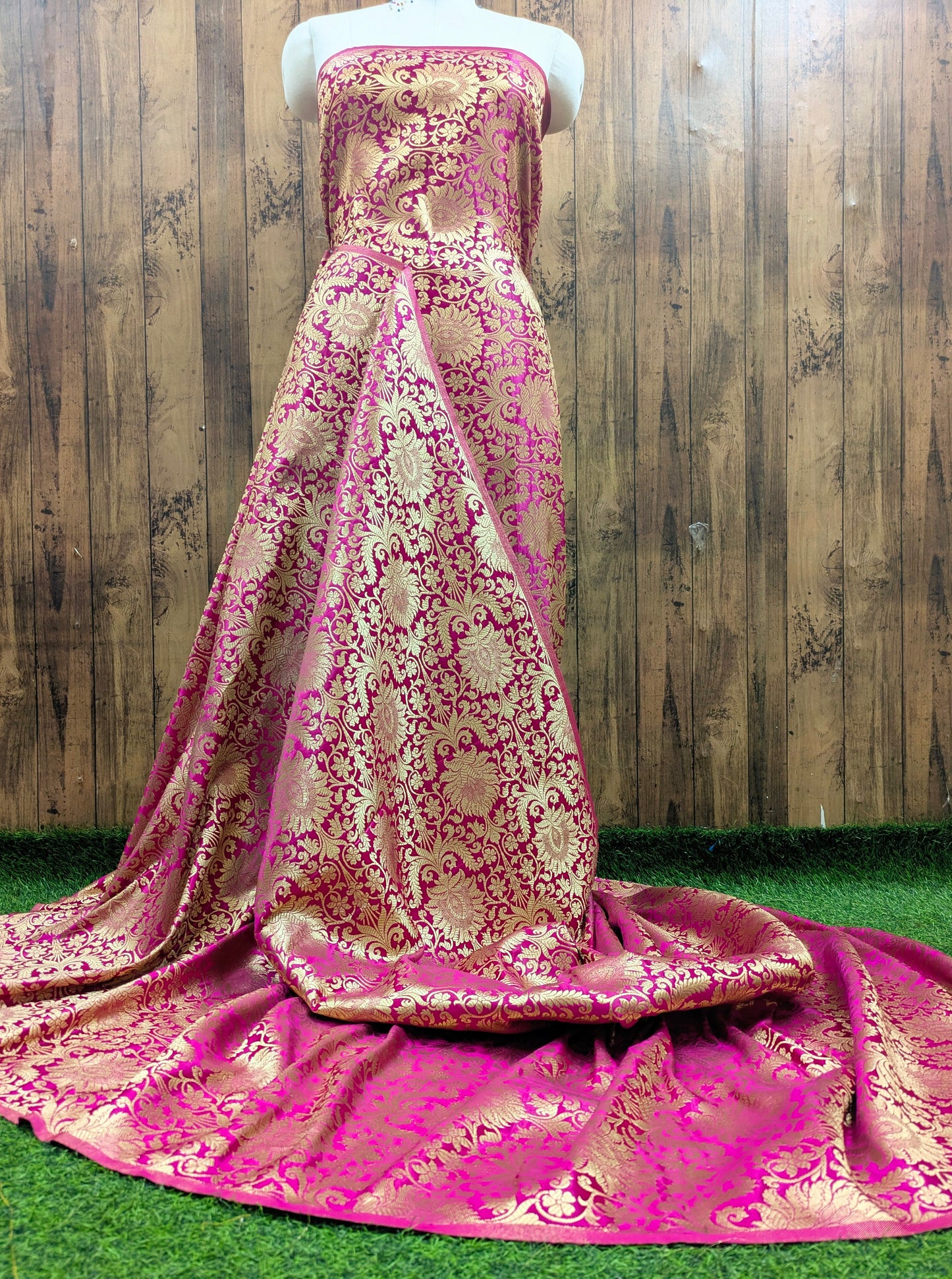 Brocade fabric Jacquard Damask Fabric Luxury Apparel fabric Wedding Dress Fabric Home Decor Fabric by the yard/meter - NFAF486