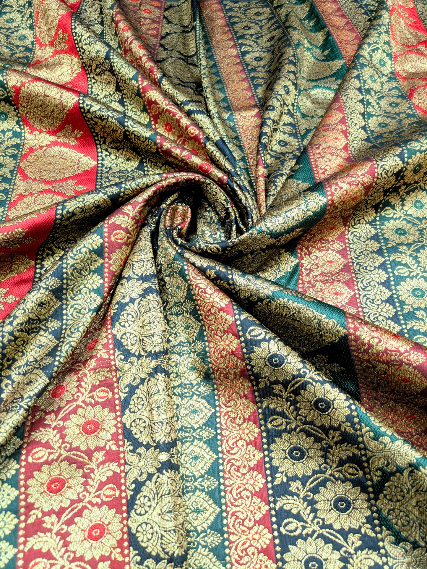 Green Red and Gold Damask Jacquard Brocade Fabric Gold brocade fabric Medieval fabric Wedding Dress Brocade Fabric by the yard -NFAF517