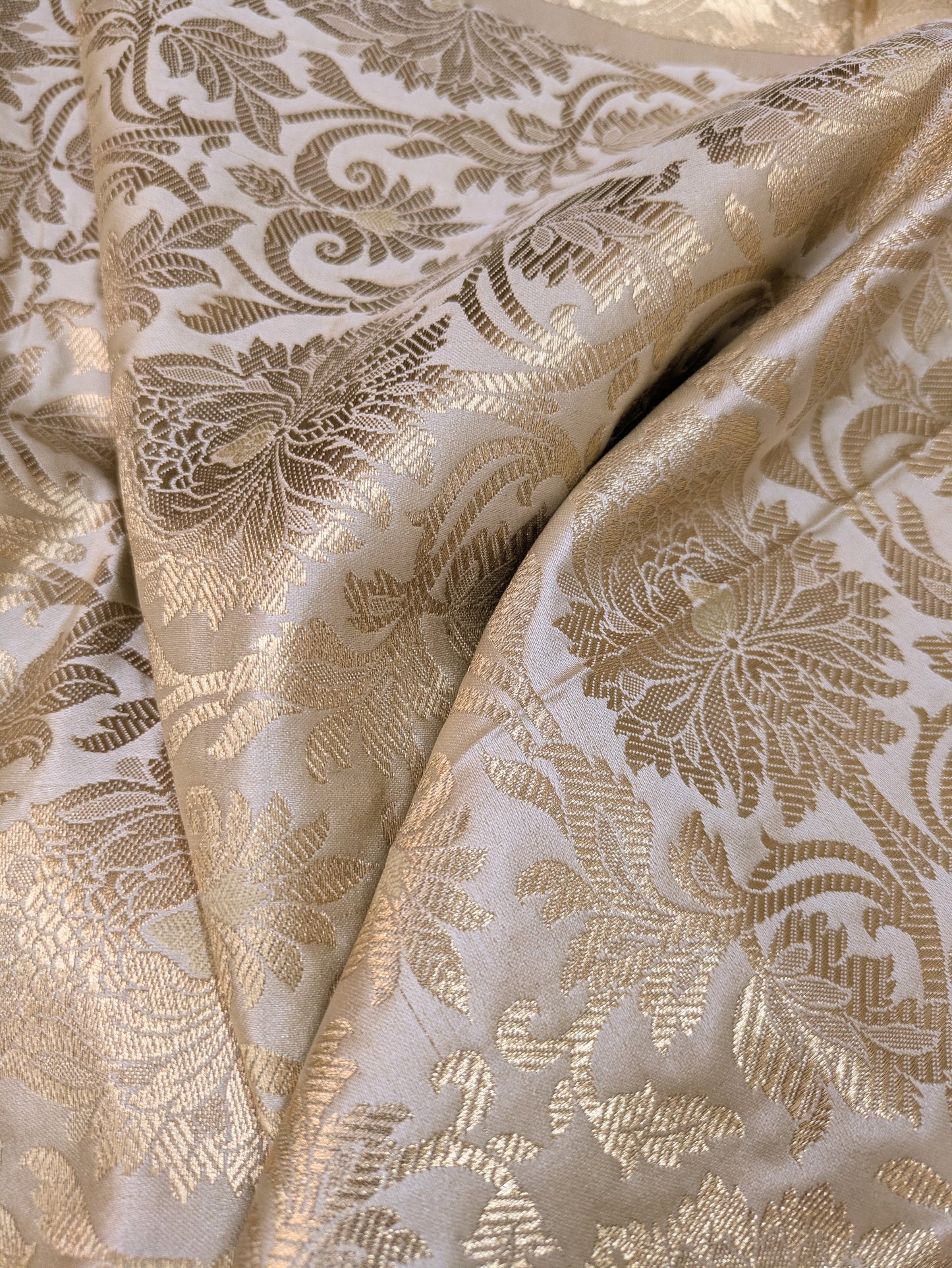 Brocade fabric Champagne Gold Jacquard Damask Rayon Silk brocade Fabric Wedding Bridal High Grade Designer fabric by the yard Material 	  NFAF76