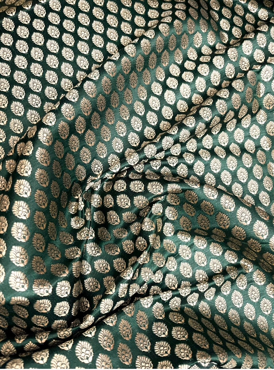 Brocade fabric Jacquard Damask Green Gold Brocade Wedding Dress fabric Home décor fabric Medieval Brocade Fabric by the yard/meter - NFAF181