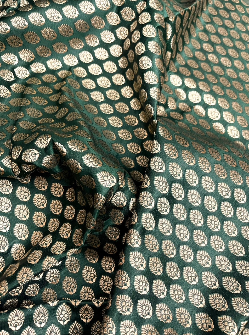 Brocade fabric Jacquard Damask Green Gold Brocade Wedding Dress fabric Home décor fabric Medieval Brocade Fabric by the yard/meter - NFAF181