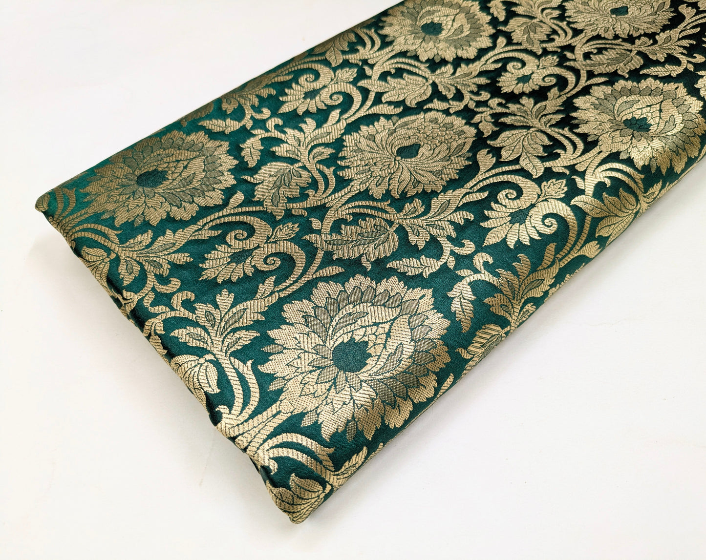 Banarasi Brocade Fabric, Green and Gold Wedding dress fabric, Rayon silk brocade, Renaissance fabric, Lace brocade, Vintage textile - NFAF542