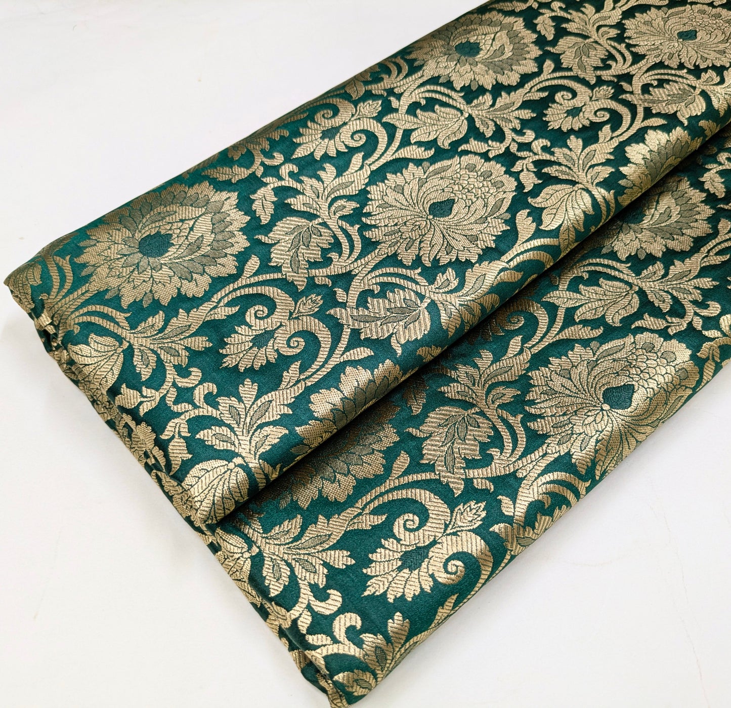 Banarasi Brocade Fabric, Green and Gold Wedding dress fabric, Rayon silk brocade, Renaissance fabric, Lace brocade, Vintage textile - NFAF542