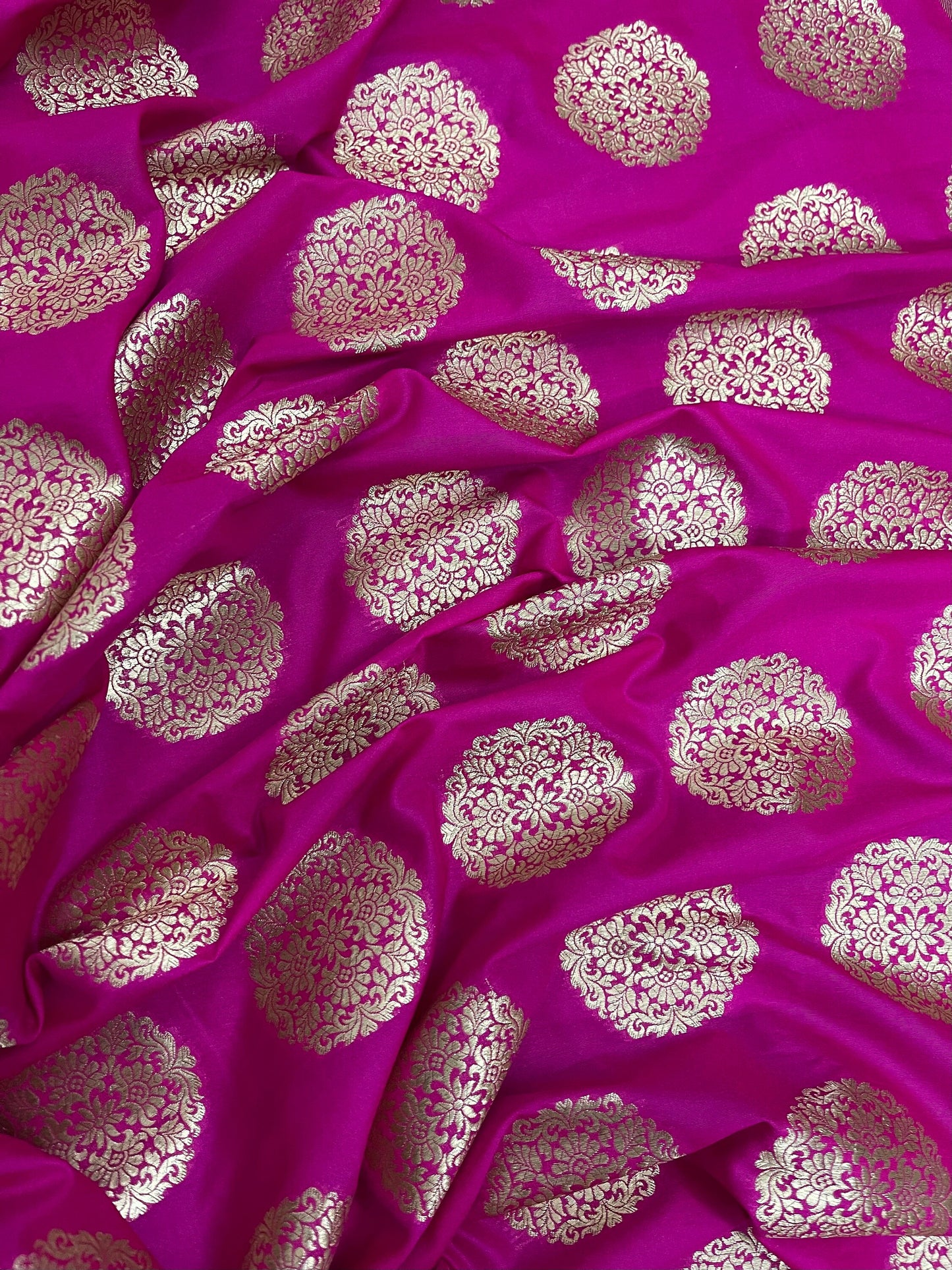 Indian Banarasi Brocade Fabric in Pink and Gold color,  Multiple lengths will come in the continuous Piece - NF737