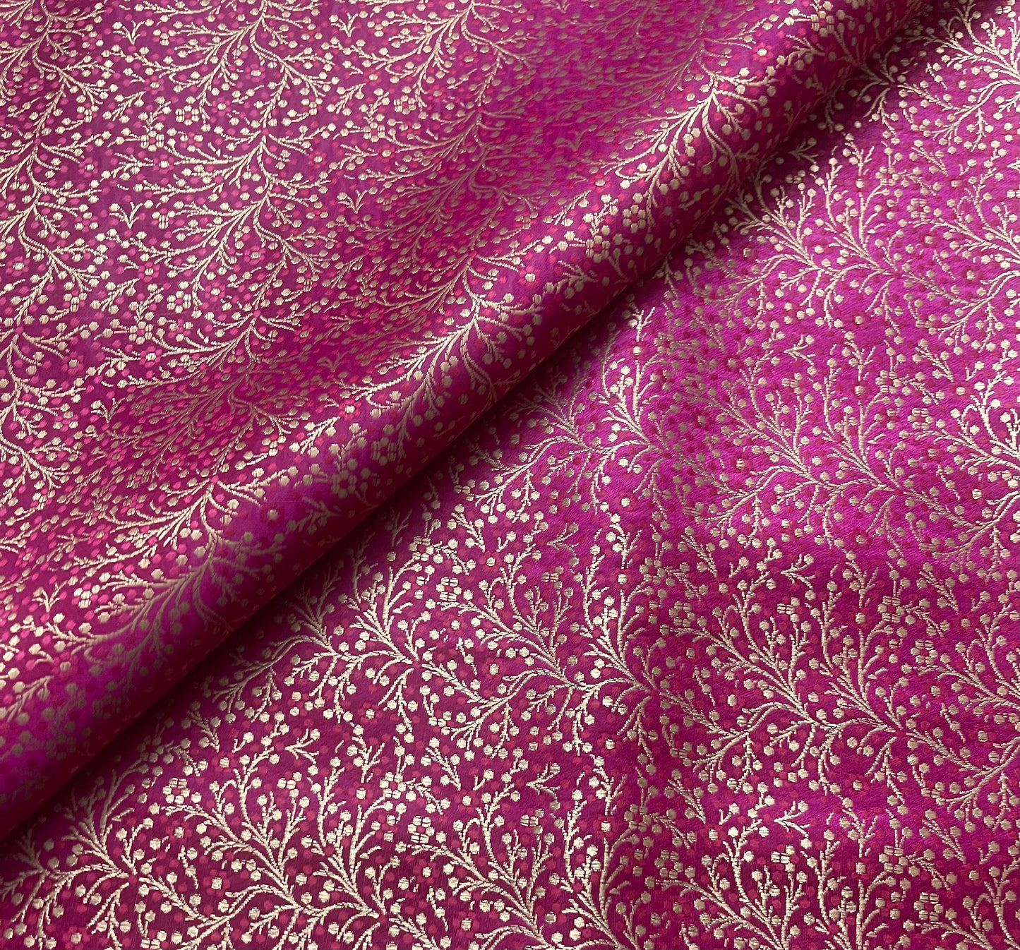 Indian Banarasi Brocade fabric in Hot pink and Gold color, Multiple lengths will come in the Continuous piece - NF200