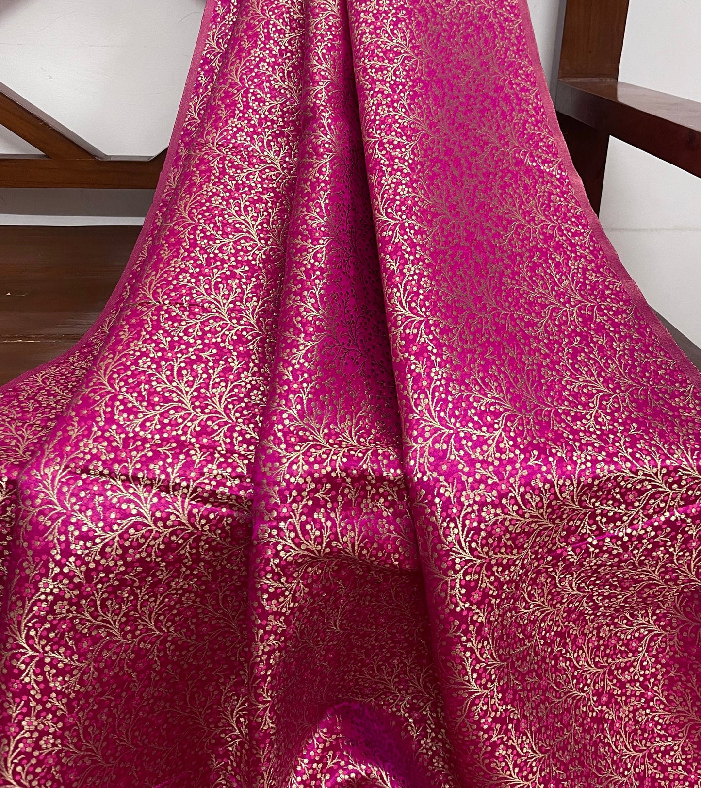 Indian Banarasi Brocade fabric in Hot pink and Gold color, Multiple lengths will come in the Continuous piece - NF200