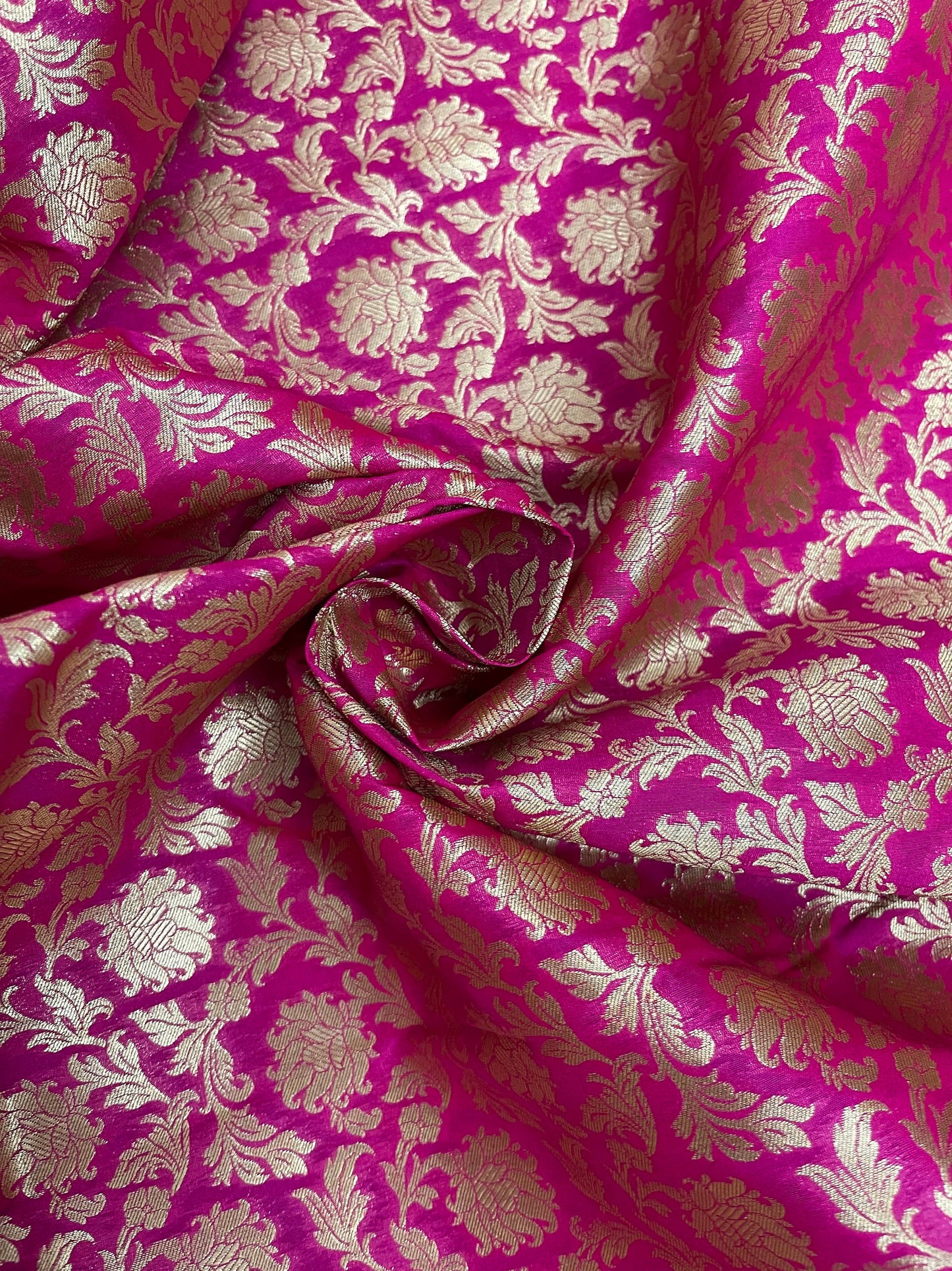 Indian Banarasi Brocade Fabric in Pink and Gold color, Multiple lengths will come in the continuous piece - NF204