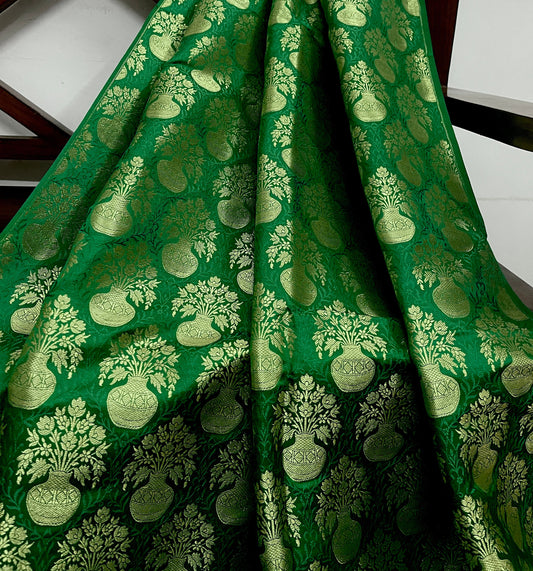 Banarasi brocade fabric, Green gold jacquard brocade fabric, Wedding inspiration, Rayon silk brocade, Historical fabric, Lace brocade - NFAF541